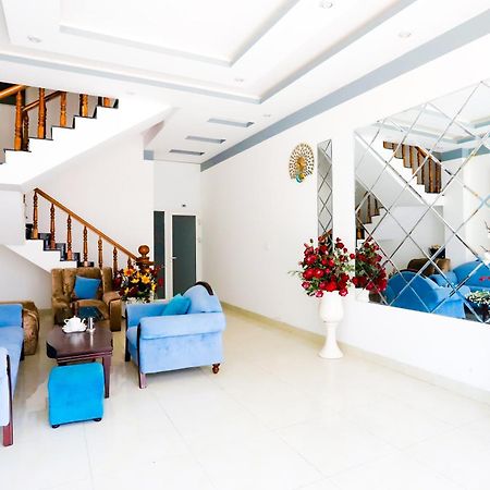 Hotel Tram Anh Nhon Trach Exterior photo