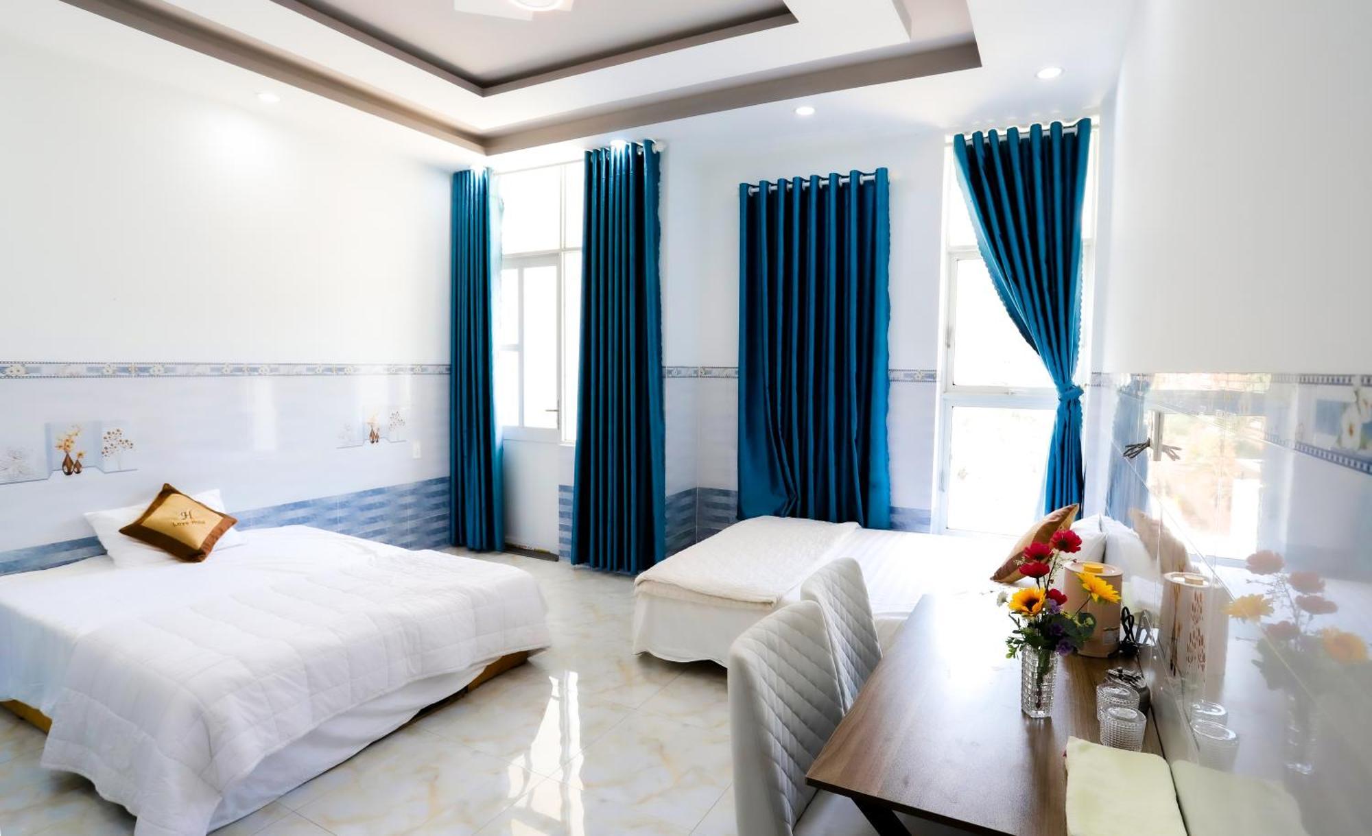 Hotel Tram Anh Nhon Trach Exterior photo
