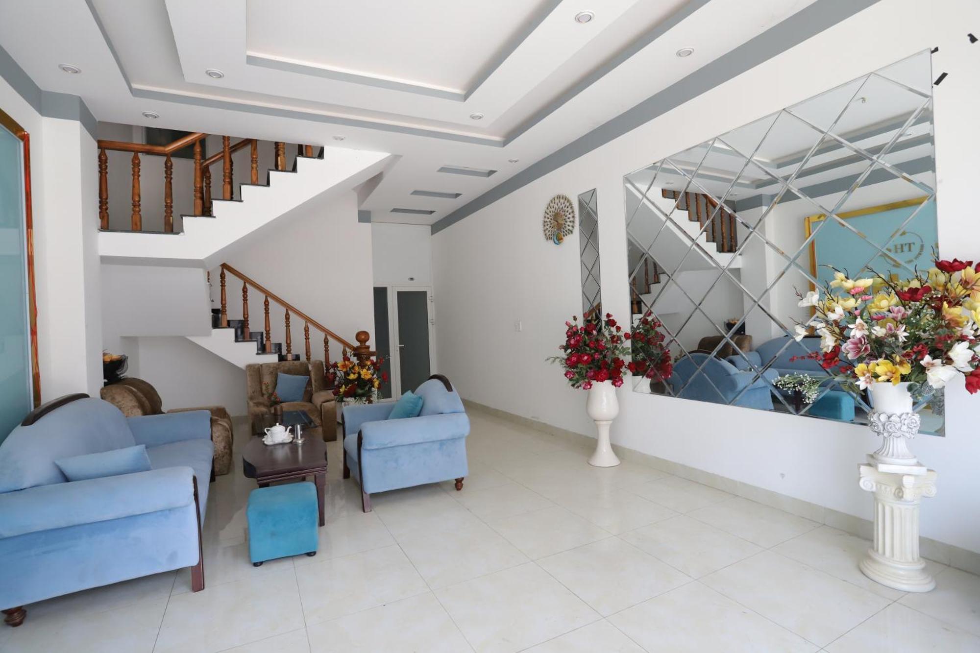 Hotel Tram Anh Nhon Trach Exterior photo