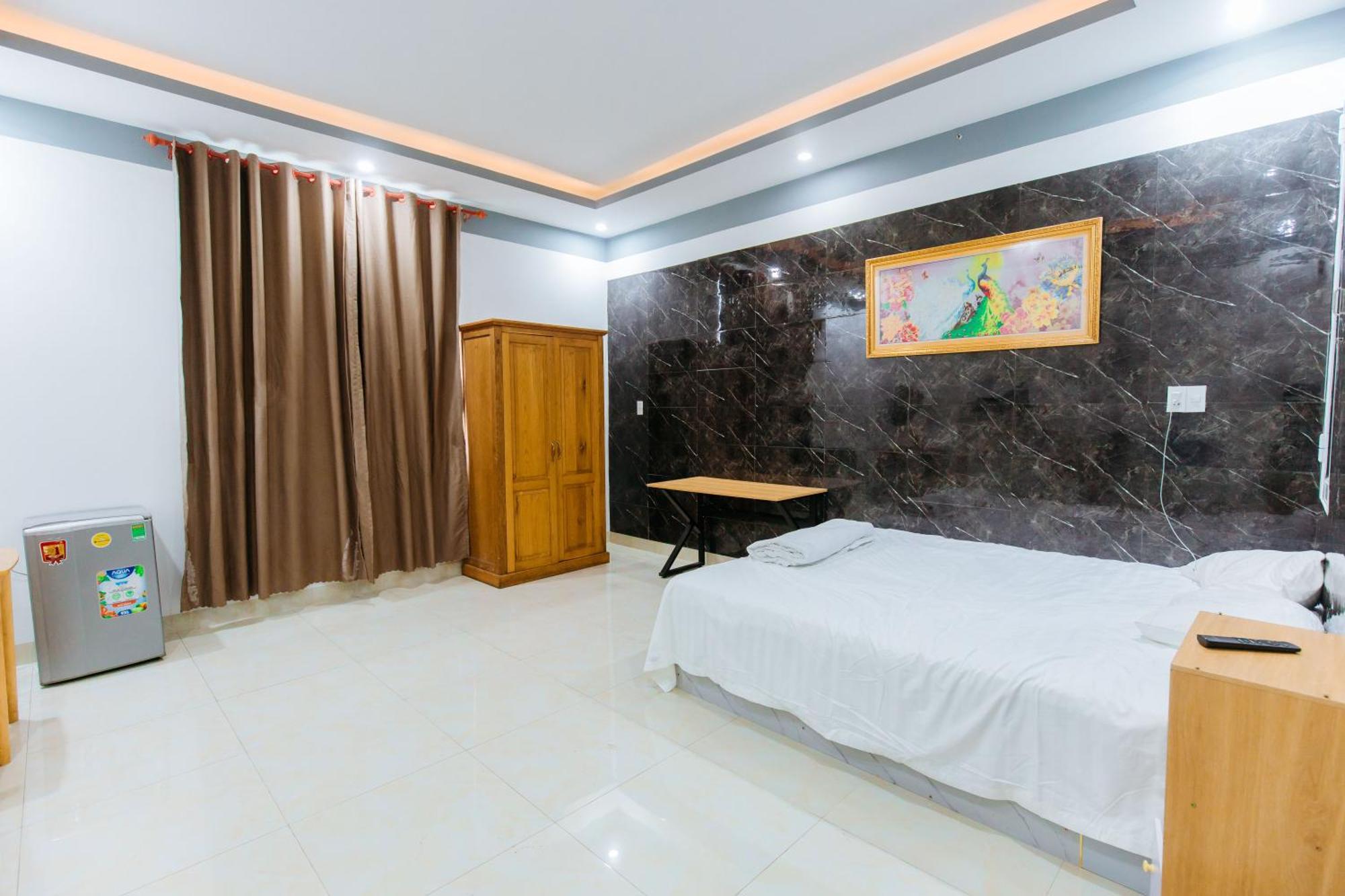 Hotel Tram Anh Nhon Trach Exterior photo